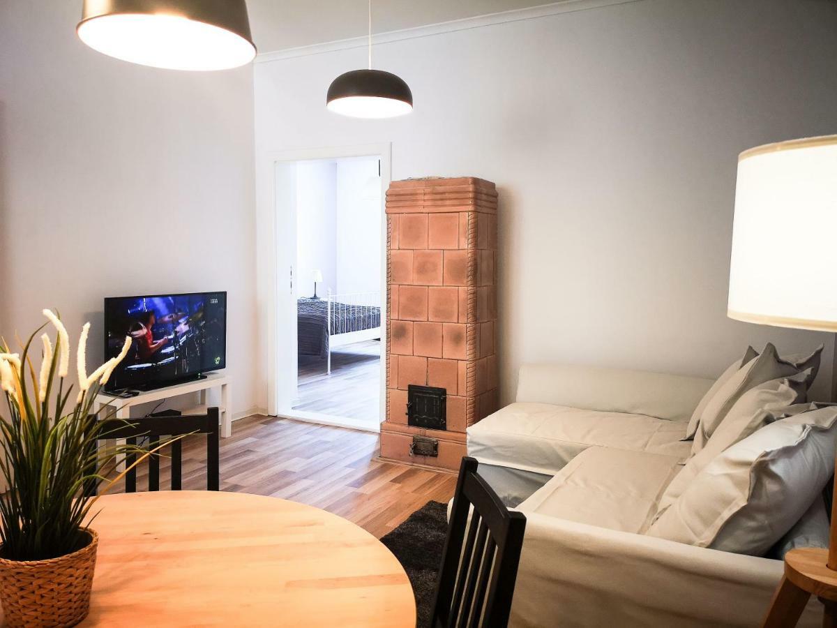 Filinhome Stefanovica Suite 8 Novi Sad Exterior photo